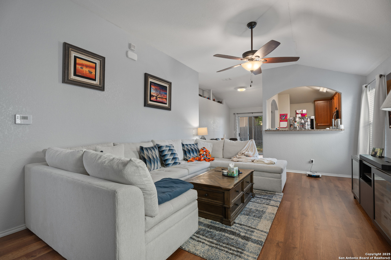 9419 Copper Mist Converse, TX 78109 - Photo 5 of 25 a living room with furniture and a wooden floor