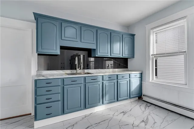 $2,600 | 135 Illinois Street, Unit 2, Central Falls, RI 02863