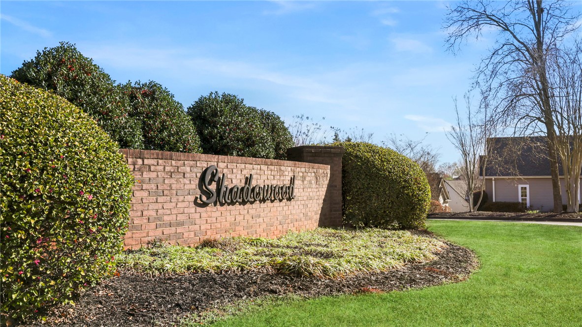 808 Shady Terrace Seneca, SC 29678 - Photo 2 of 6