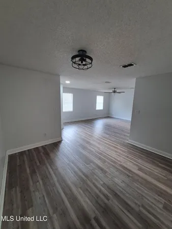 $1,250 | 18027 Old Highway 49, Unit D, Saucier, MS 39574