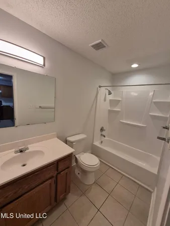 $1,250 | 18027 Old Highway 49, Unit D, Saucier, MS 39574