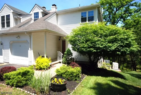 $619,000 | 34 Delaware Lane, Somerville, NJ 08876