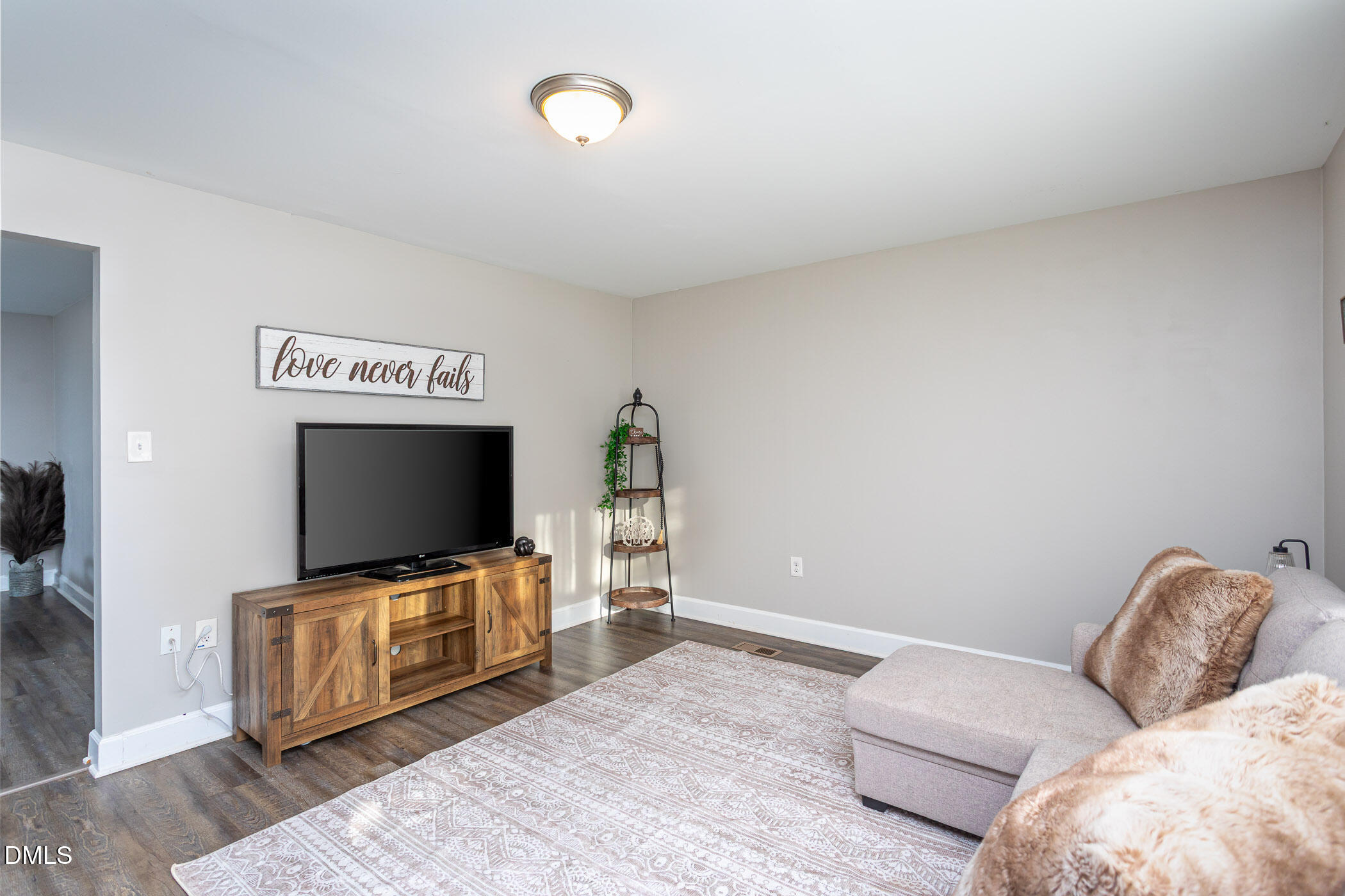 10222 South Chestnut Street Middlesex, NC 27557 - Photo 12 of 21 Comfortable Sitting Room