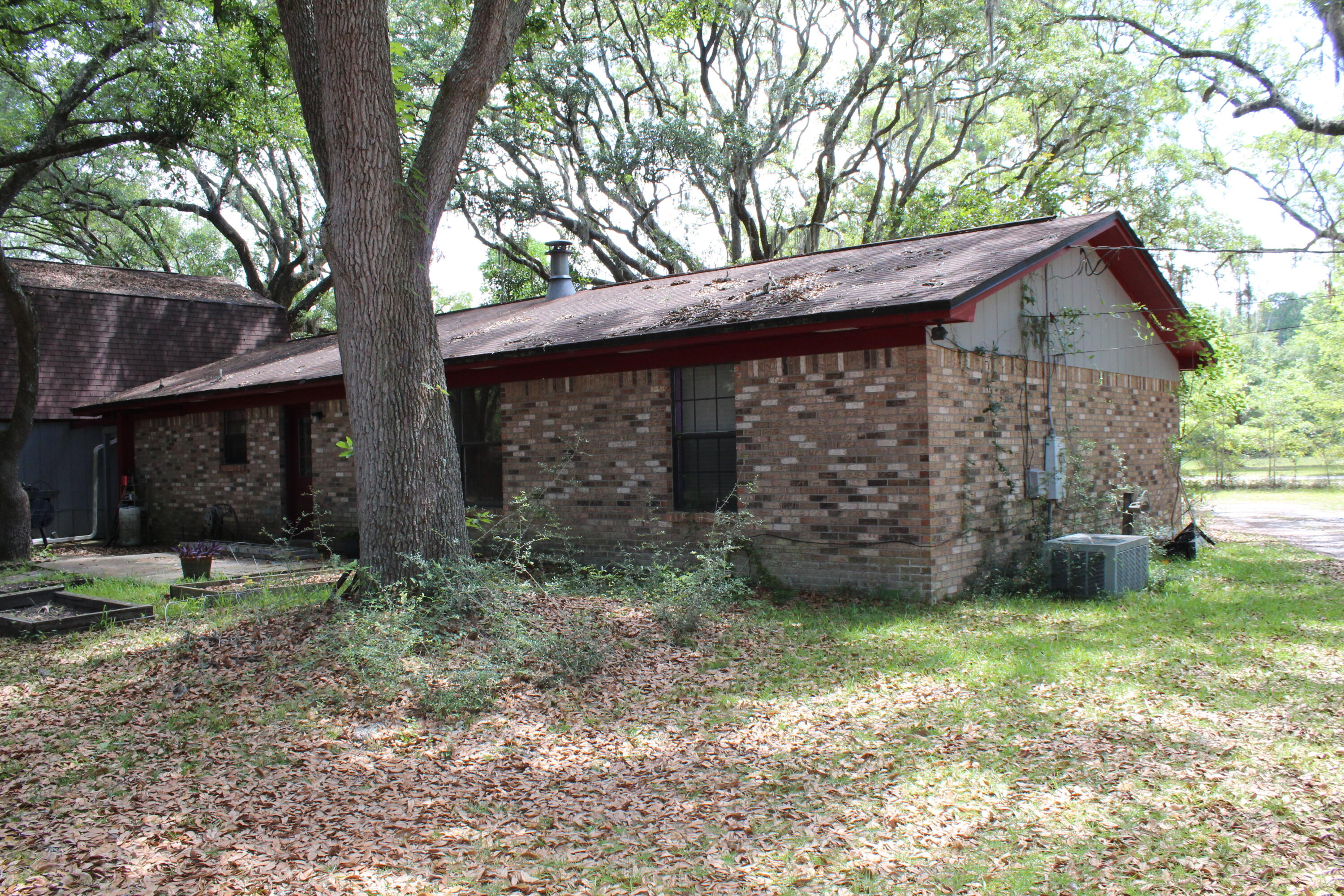 2753 Ola Broxson Road Navarre, FL 32566 - Photo 8 of 47 Gallery Image 8