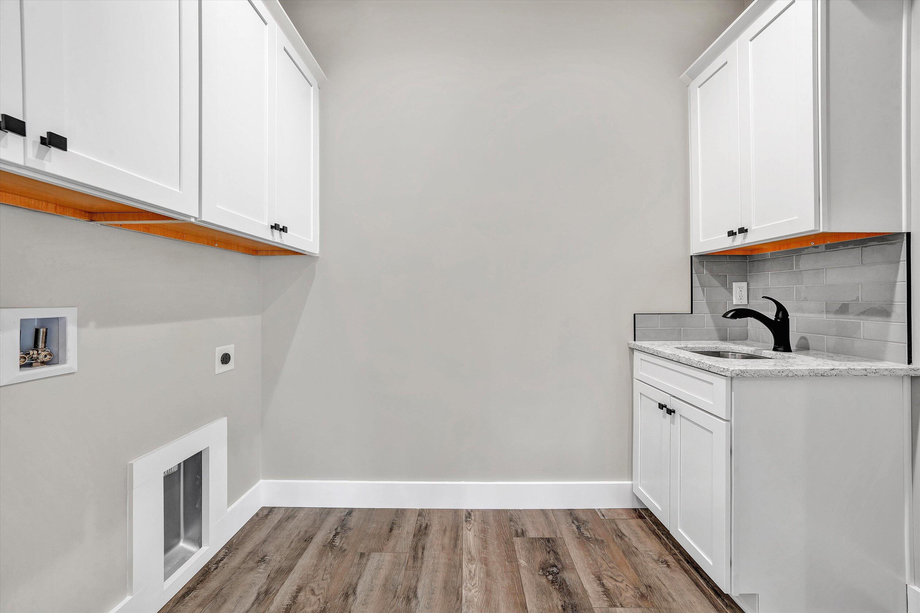 6450 Scruggs Road Moneta, VA 24121 - Photo 31 of 42 a view of a kitchen with sink and dishwasher