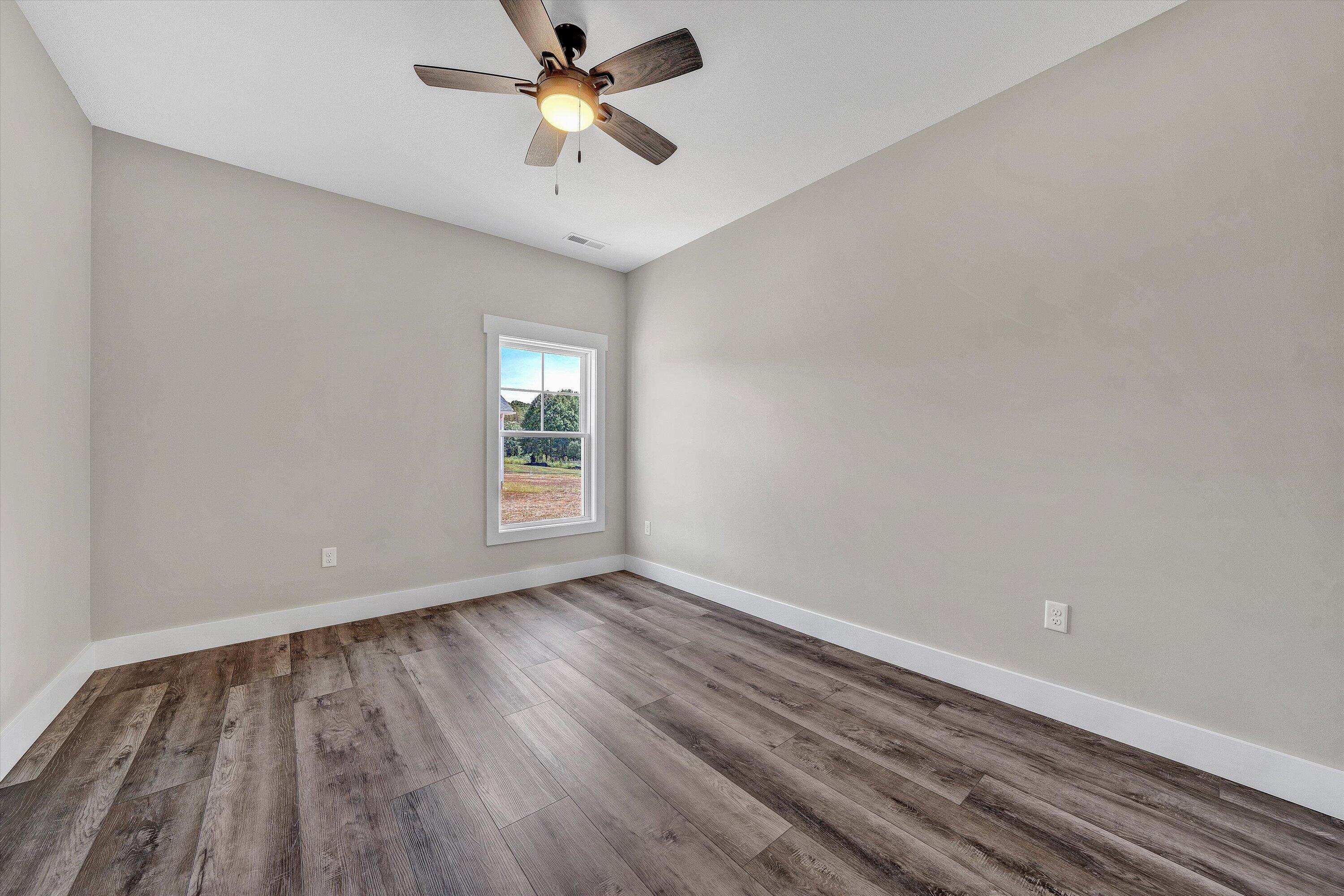 6450 Scruggs Road Moneta, VA 24121 - Photo 32 of 42 26-DSC00324