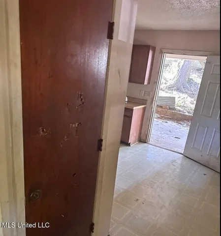 $19,900 | 908 Wabash Avenue, Vicksburg, MS 39183