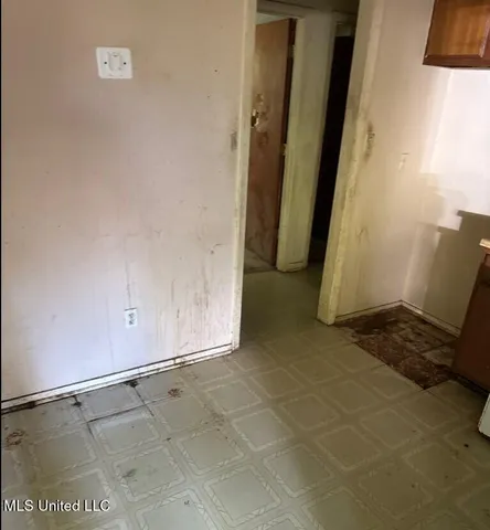 $19,900 | 908 Wabash Avenue, Vicksburg, MS 39183