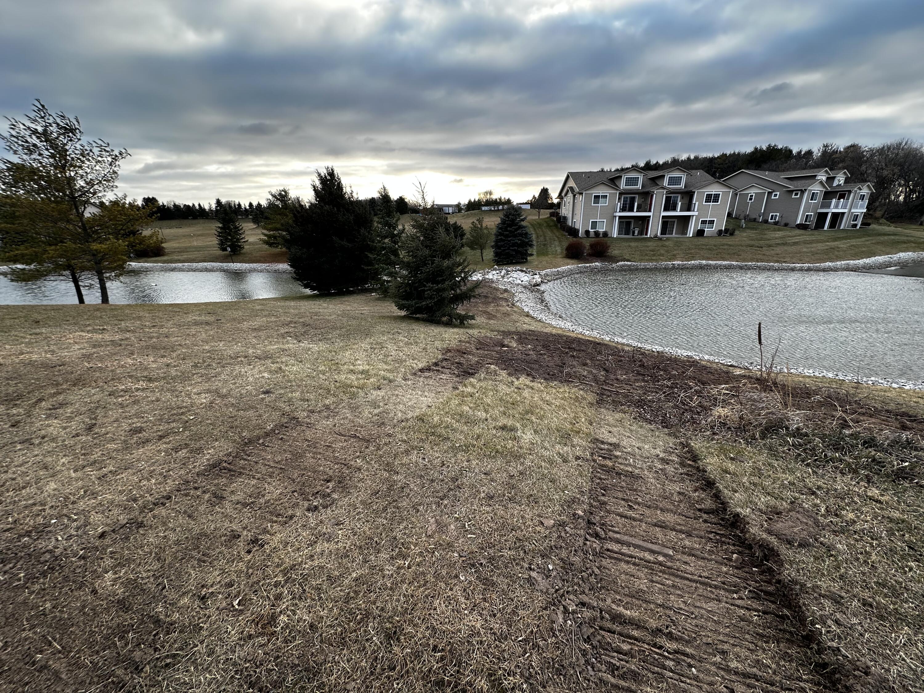 Lt1 Abbey Ridge Lane, Unit BLK1 Manitowoc, WI 54220 - Photo 4 of 11 IMG_0680