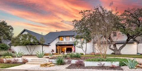 $2,500,000 | 5929 Club Oaks Drive, Dallas, TX 75248