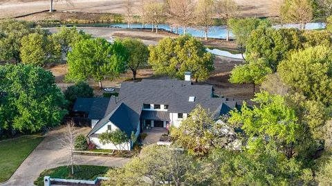 $2,500,000 | 5929 Club Oaks Drive, Dallas, TX 75248