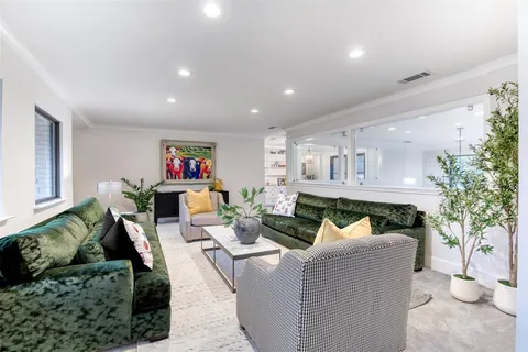 $2,500,000 | 5929 Club Oaks Drive, Dallas, TX 75248