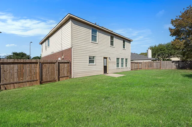 $284,900 | 20102 Glacier Falls Drive, Tomball, TX 77375