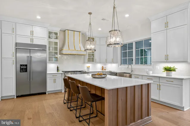 $2,649,900 | 309 Park Street Northeast, Vienna, VA 22180