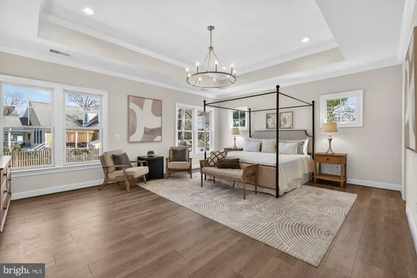 $2,599,900 | 309 Park Street Northeast, Vienna, VA 22180
