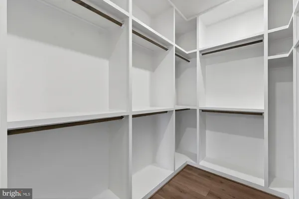 $2,599,900 | 309 Park Street Northeast, Vienna, VA 22180