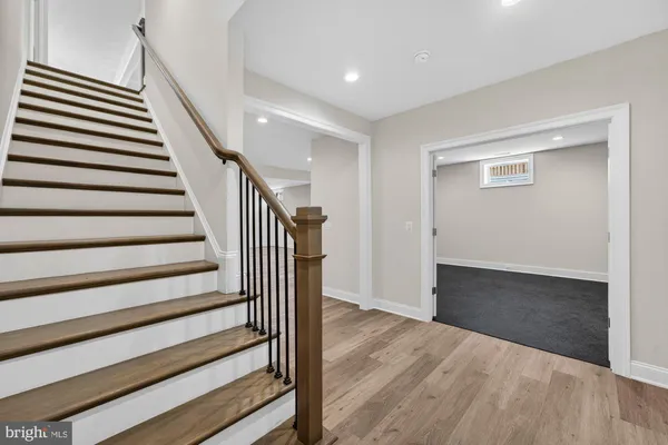 $2,599,900 | 309 Park Street Northeast, Vienna, VA 22180