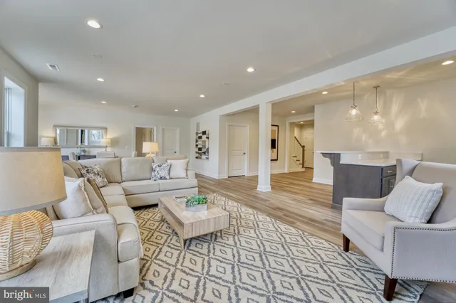 $2,649,900 | 309 Park Street Northeast, Vienna, VA 22180