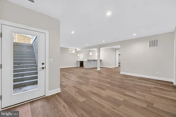 $2,599,900 | 309 Park Street Northeast, Vienna, VA 22180