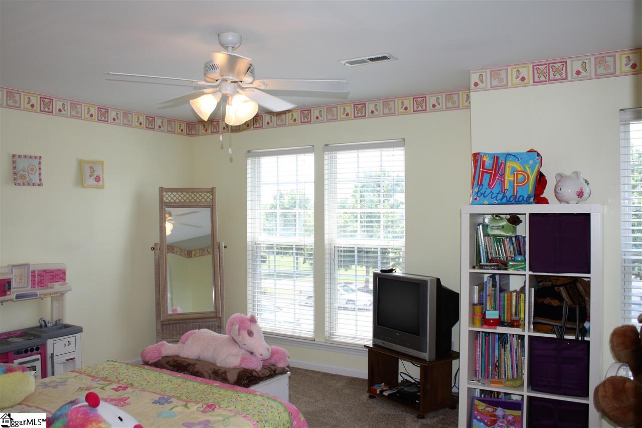 21 Spring Crossing Circle Greer, SC 29650 - Photo 9 of 17
