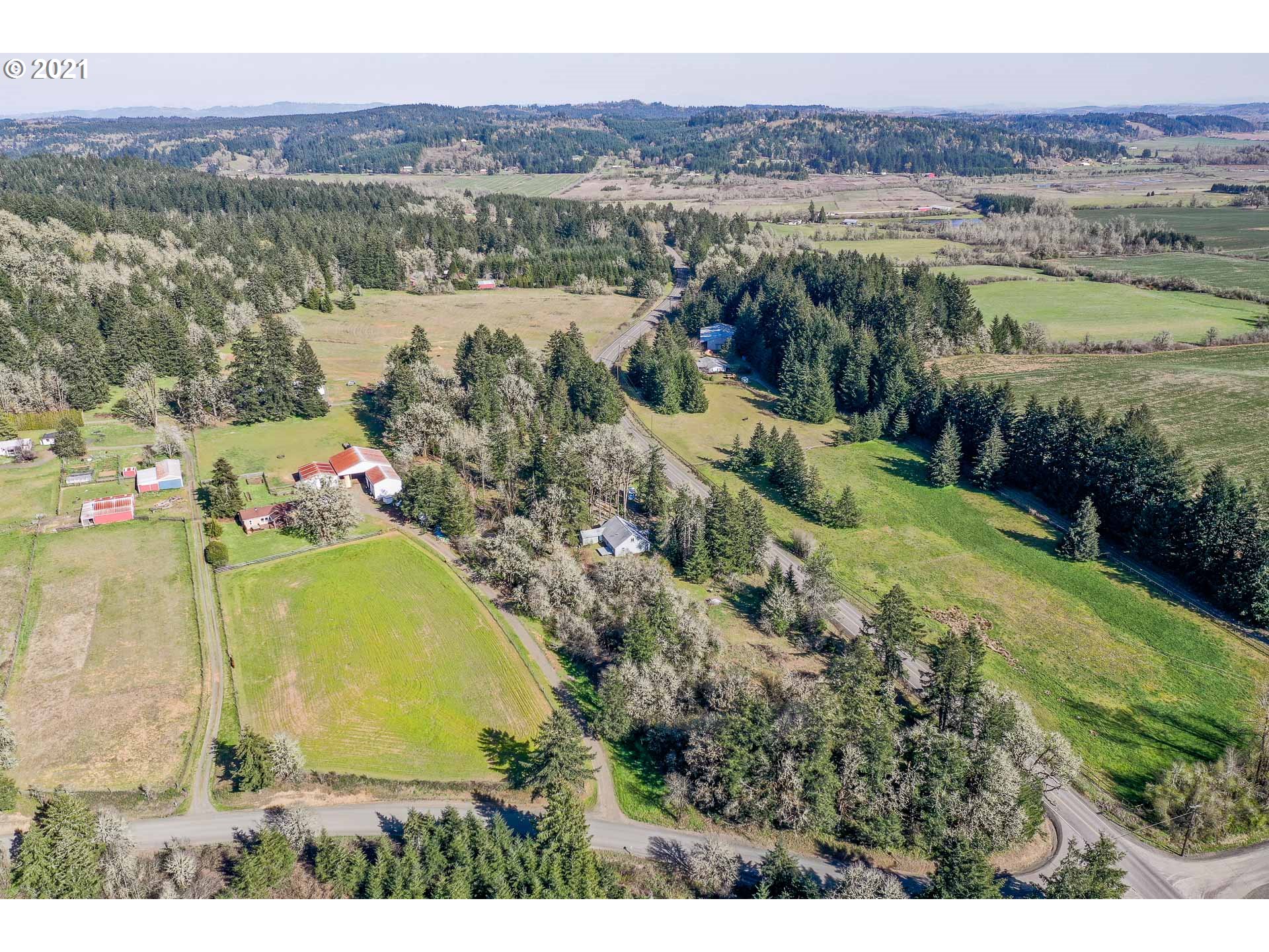 17175 Falls City Road Dallas, OR 97338 - Photo 31 of 32