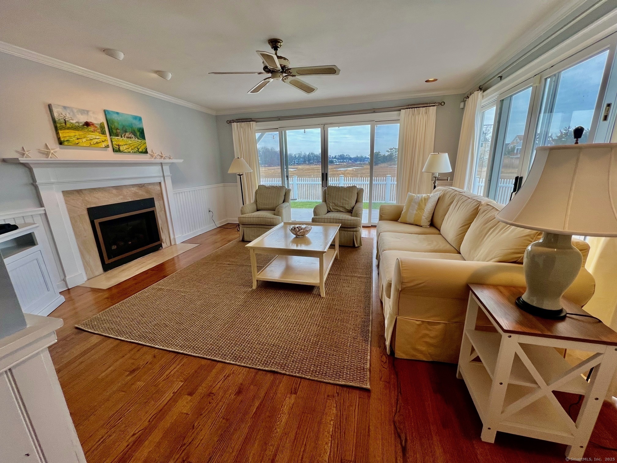 23 Linden Lane Madison, CT 06443 - Photo 10 of 30 Comfortable, light and bright family room