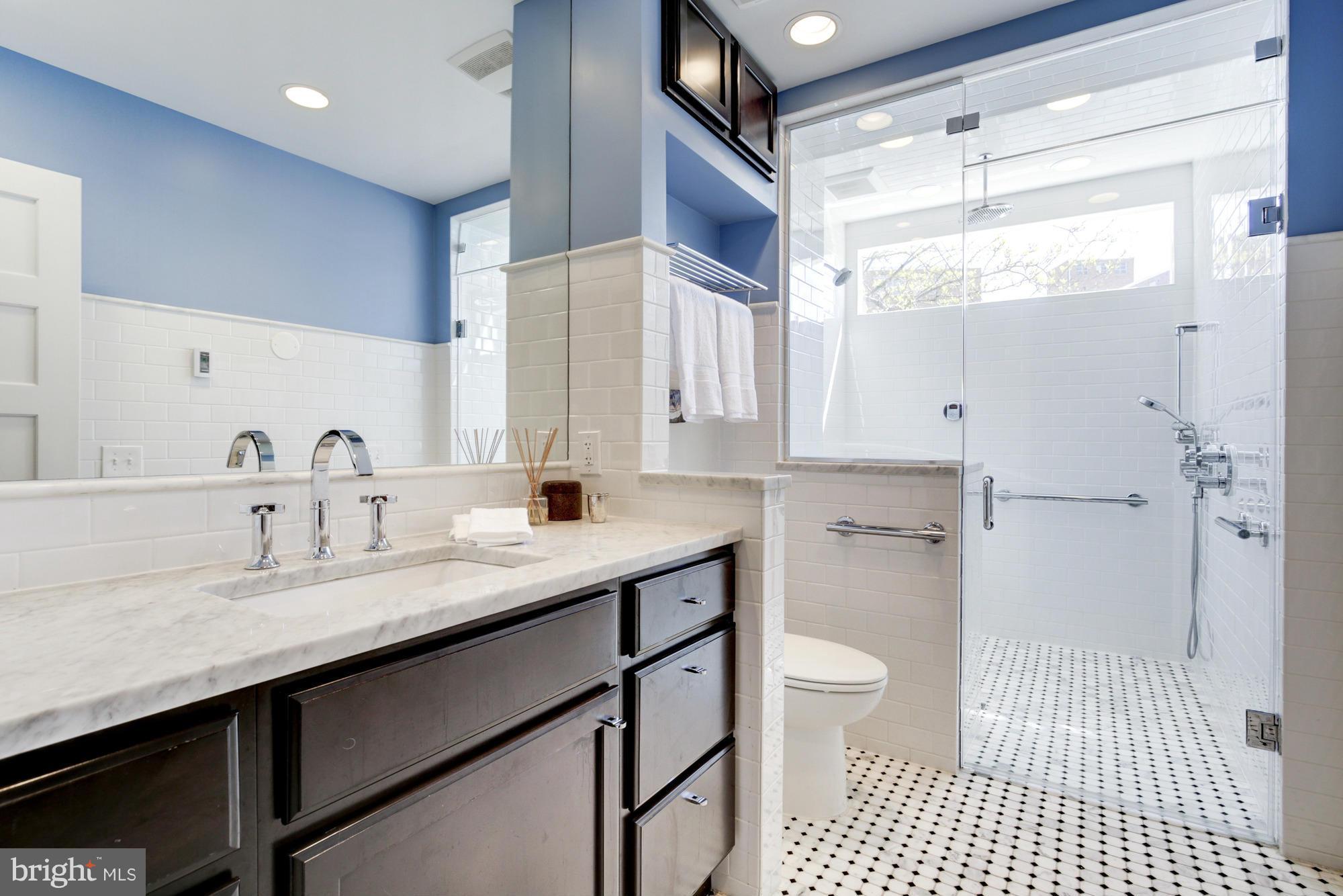 2821 27th Street Northwest Washington, DC 20008 - Photo 12 of 30 Bath (Master)