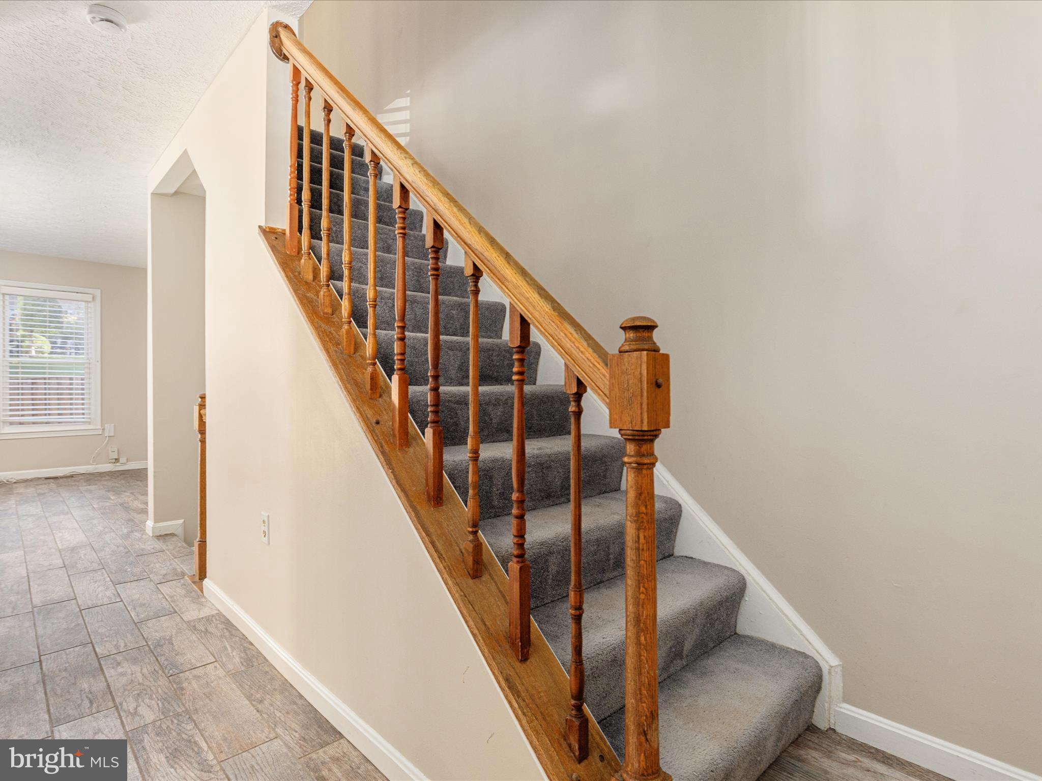 7219 Kousa Lane Springfield, VA 22152 - Photo 3 of 34 a view of entryway