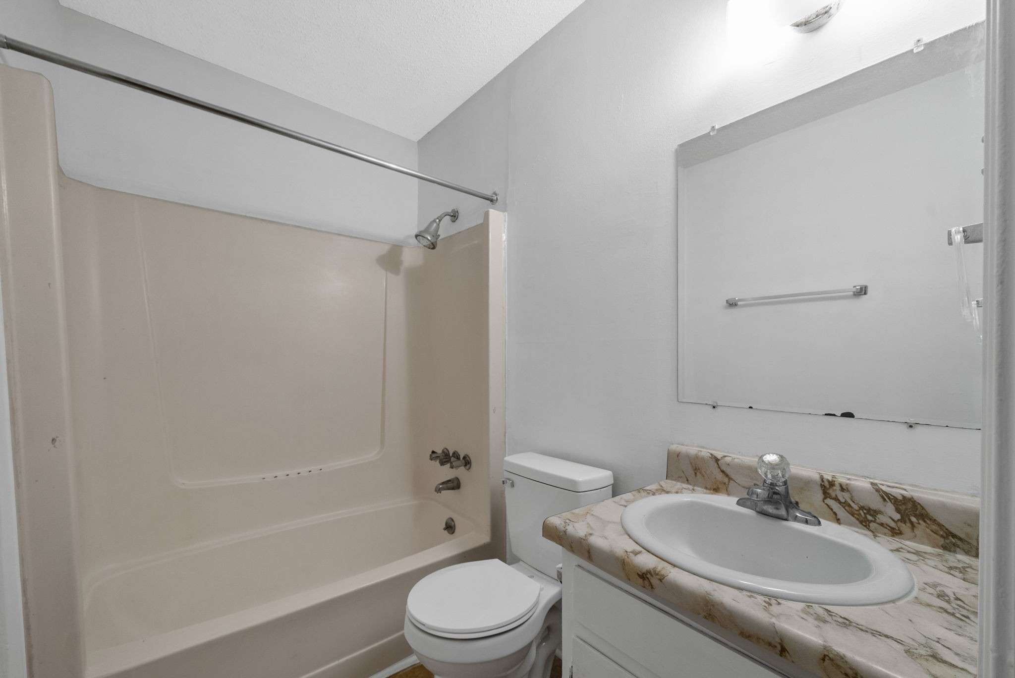 1070 Pembroke Road, Unit 27 Oak Grove, TN 42262 - Photo 13 of 18