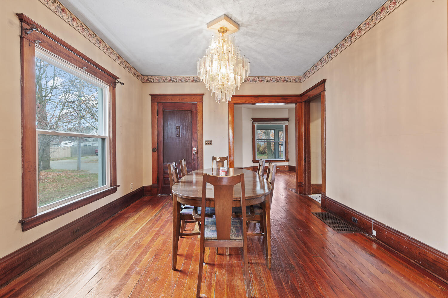 416 Allis Street Adrian, MI 49221 - Photo 13 of 47 416 Allis St - 1007