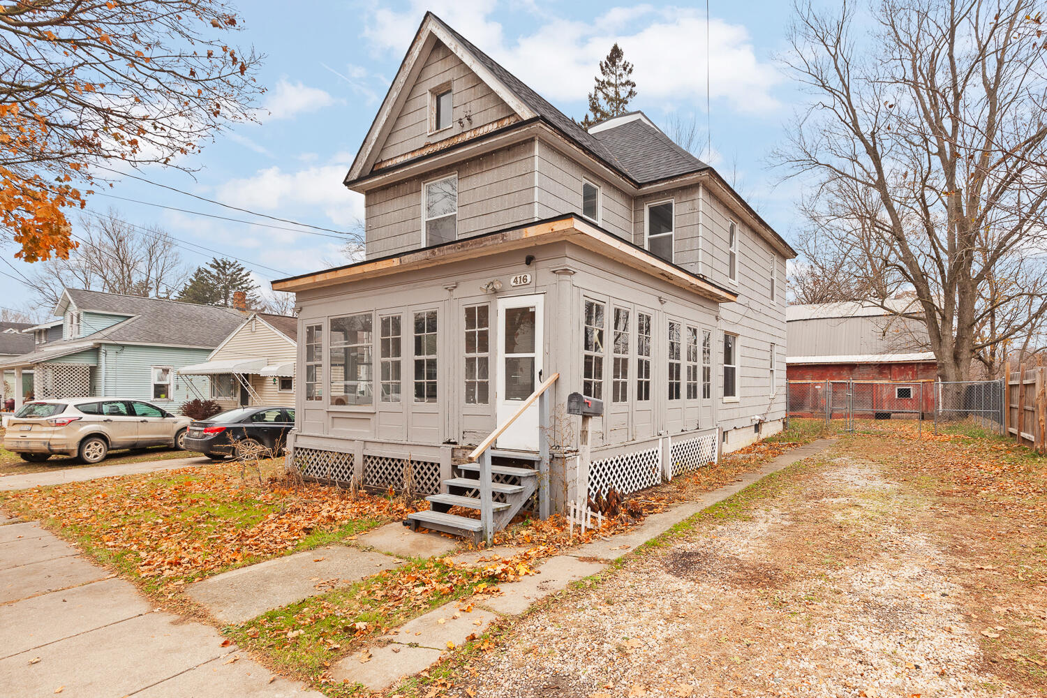 416 Allis Street Adrian, MI 49221 - Photo 2 of 47 416 Allis St - 1031