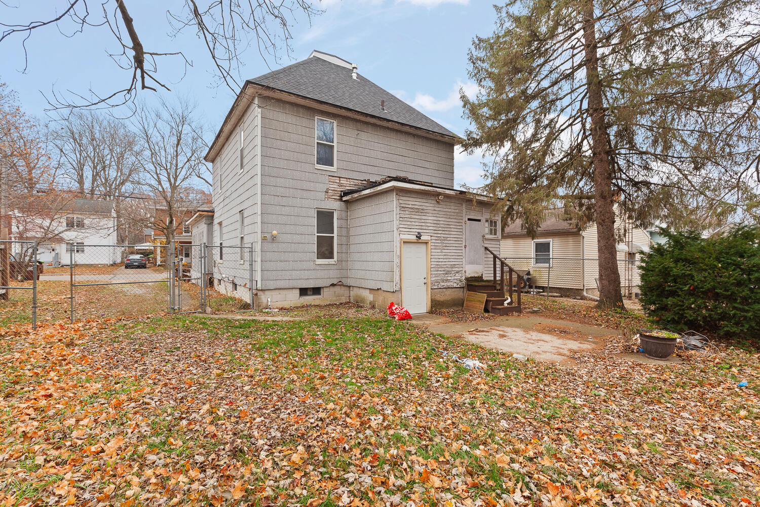 416 Allis Street Adrian, MI 49221 - Photo 36 of 47 416 Allis St - 1036
