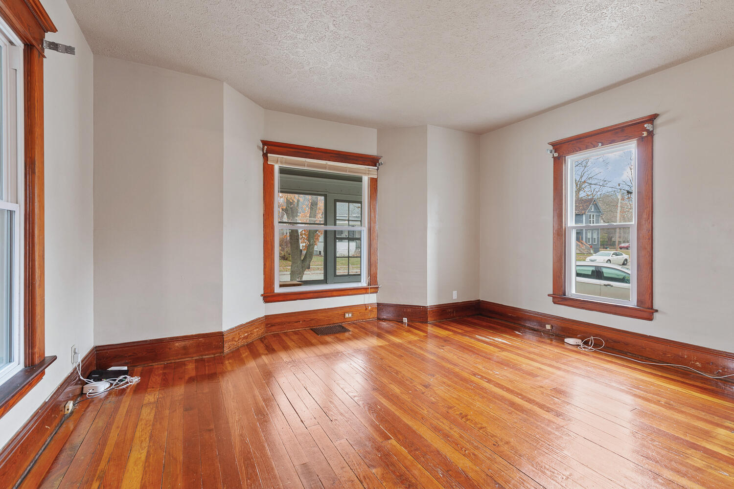 416 Allis Street Adrian, MI 49221 - Photo 7 of 47 416 Allis St - 1001