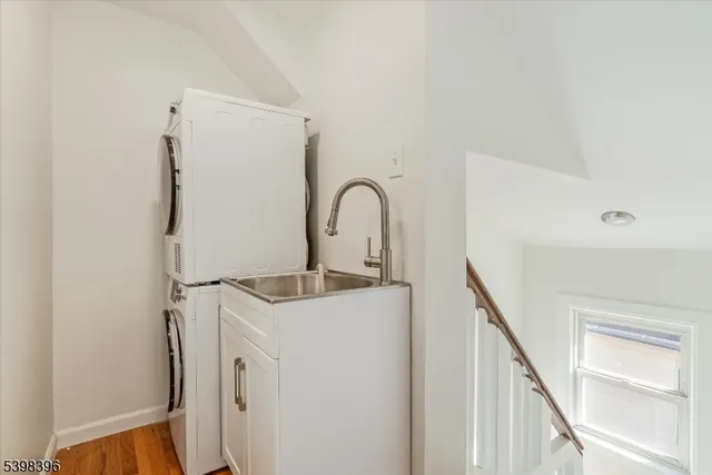 $3,795 | 46 James Street, Unit 2, Montclair, NJ 07042