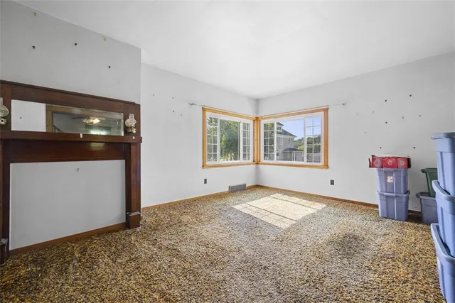 $125,000 | 6102 Roslyn Street, McKeesport, PA 15135