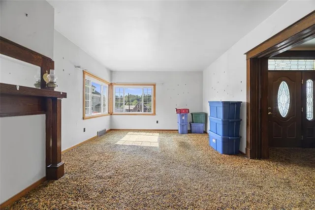 $125,000 | 6102 Roslyn Street, McKeesport, PA 15135