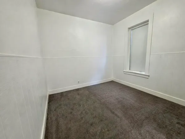 $1,175 | 1801 North Wisconsin Street, Unit LOWR, Racine, WI 53402