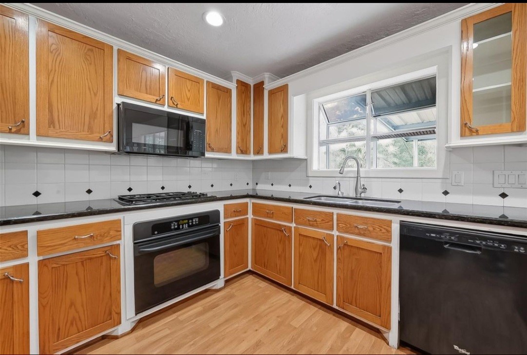 16219 Amcreek Road Houston, TX 77068 - Photo 9 of 24 Gallery Image 9