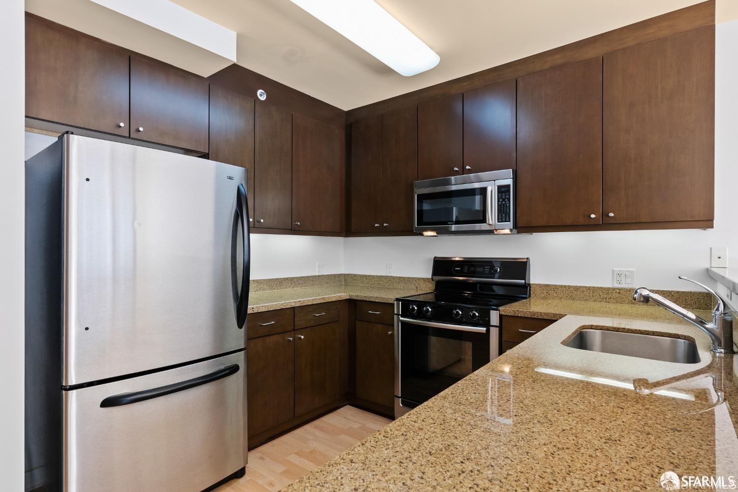 199 New Montgomery Street, Unit 604 San Francisco, CA 94105 - Photo 5 of 27