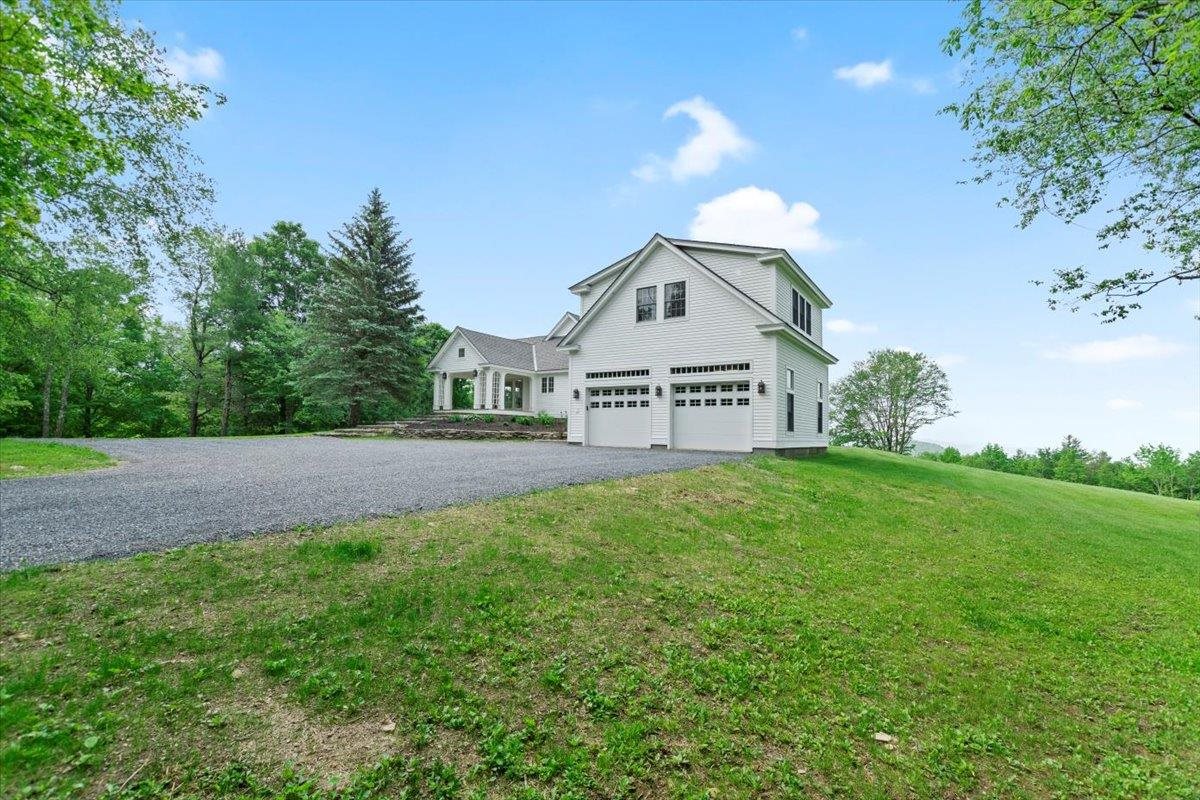 4319 East Road Shaftsbury, VT 05262 - Photo 3 of 38 Gallery Image 3