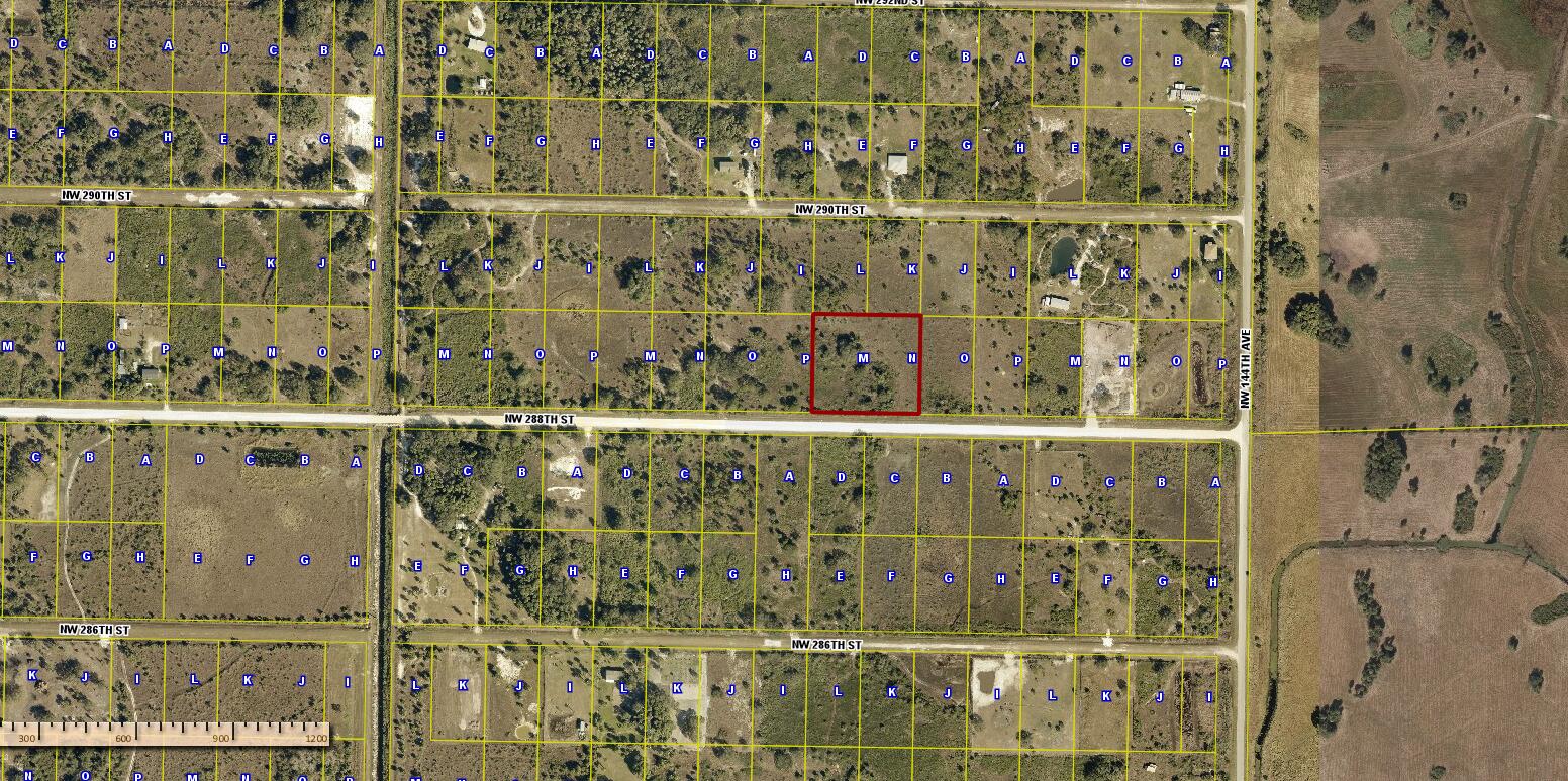 14765 Northwest 288th Street Okeechobee, FL 34972 - Photo 3 of 9 a bathroom with a shower