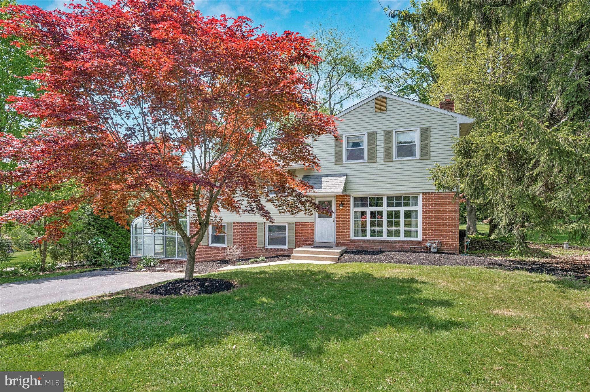 251 Lenni Road Media, PA 19063 - Photo 2 of 25 Gallery Image 2