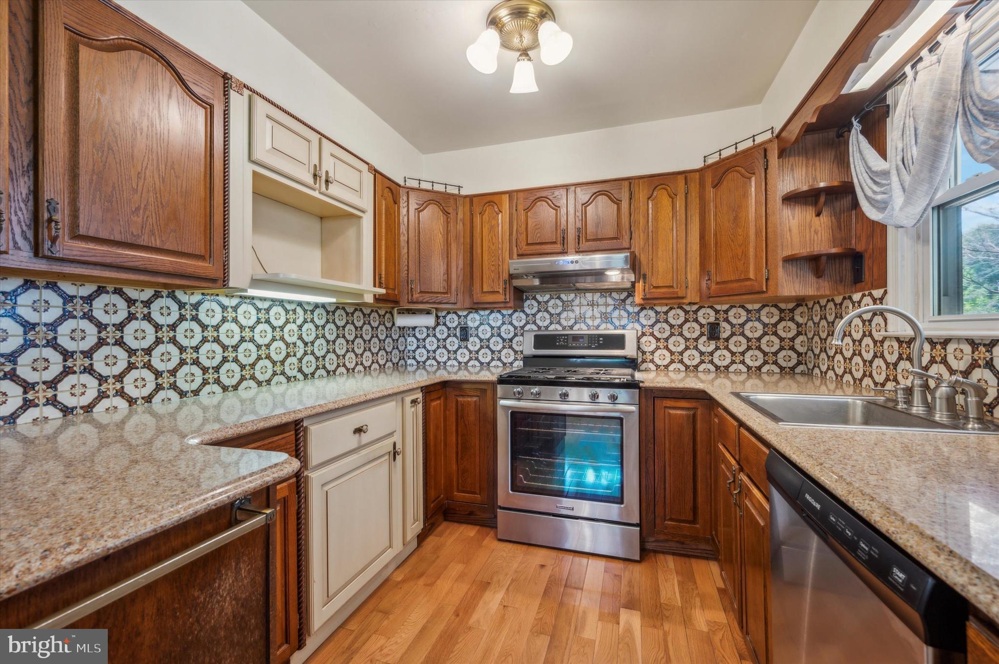 251 Lenni Road Media, PA 19063 - Photo 8 of 25 Gallery Image 8