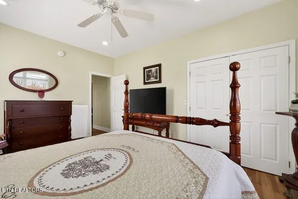 $649,900 | 450 Low Gap Road, Sparta, TN 38583