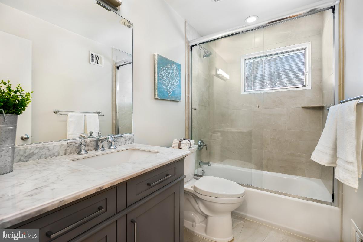 9213 Friars Road Bethesda, MD 20817 - Photo 21 of 30 Gallery Image 21