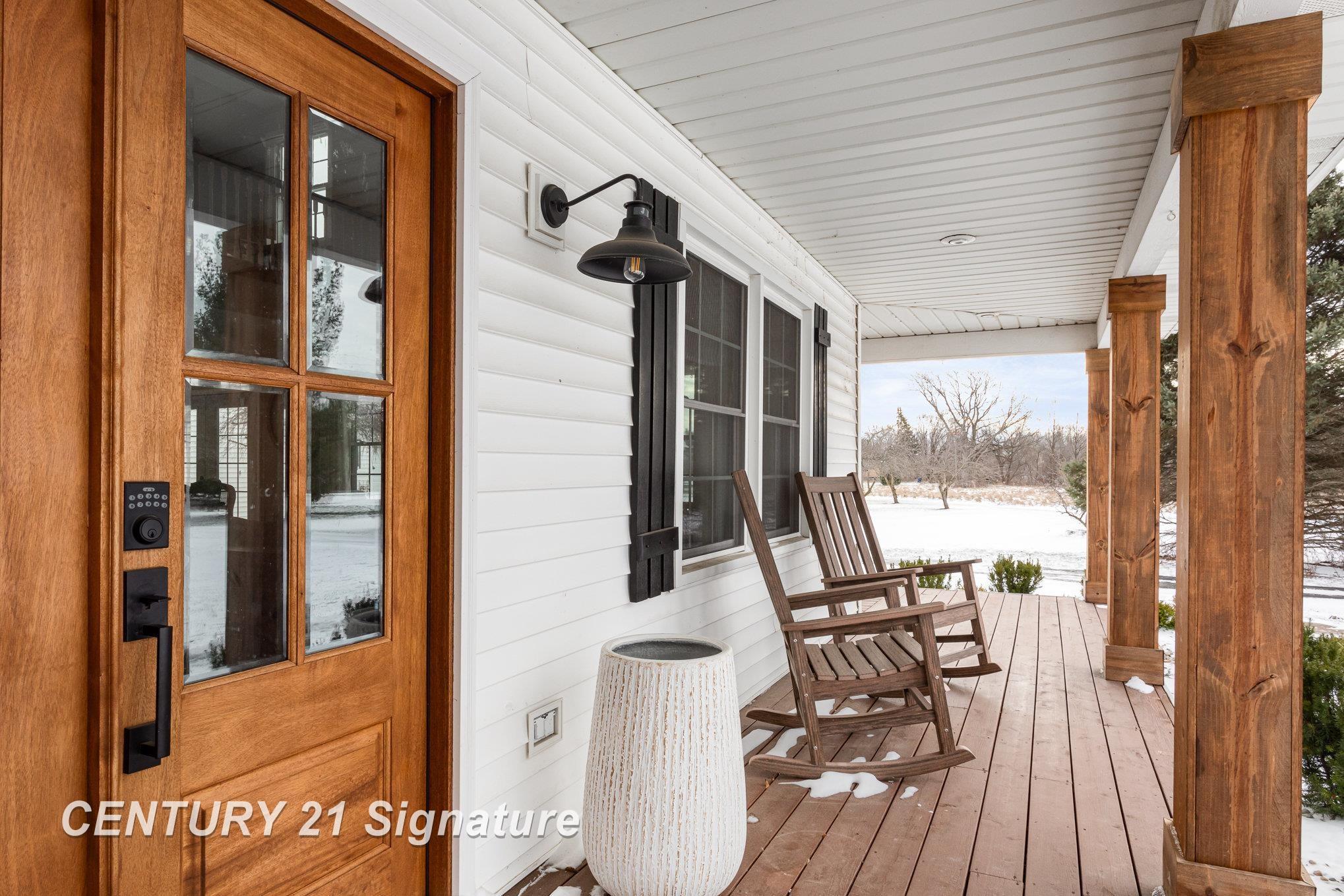 4644 Curve Road Freeland, MI 48623 - Photo 7 of 64