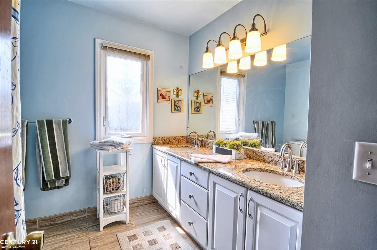 3195 Summit Ridge Drive Rochester Hills, MI 48306 - Photo 24 of 40