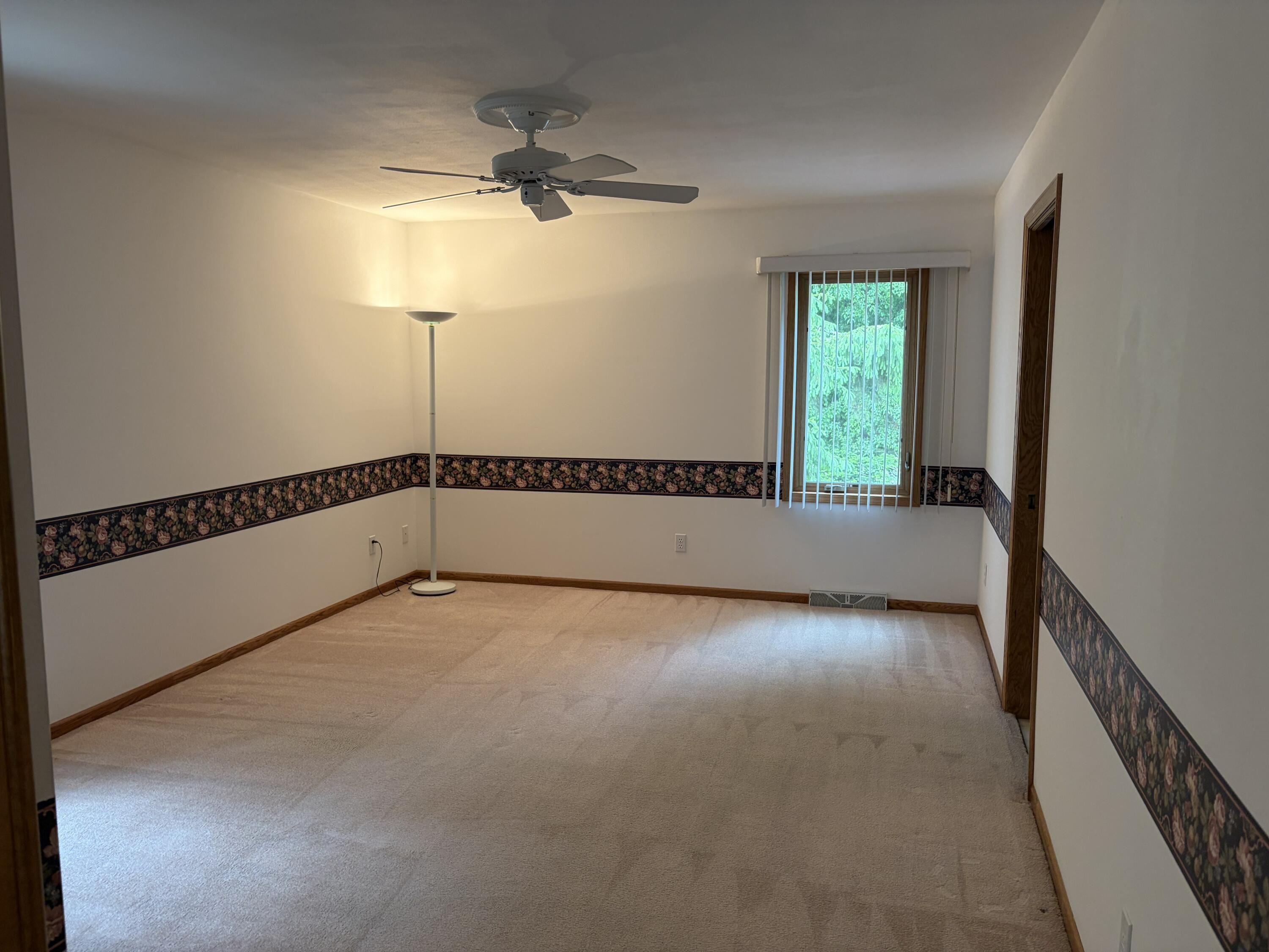 8232 Cooper Road Pleasant Prairie, WI 53142 - Photo 18 of 35 IMG_0509