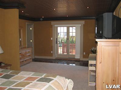 4092 Tank Farm Road Emmaus, PA 18049 - Photo 19 of 28 Gallery Image 19