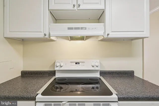 $305,000 | 15004 Candover Court, Unit 278D, Silver Spring, MD 20906